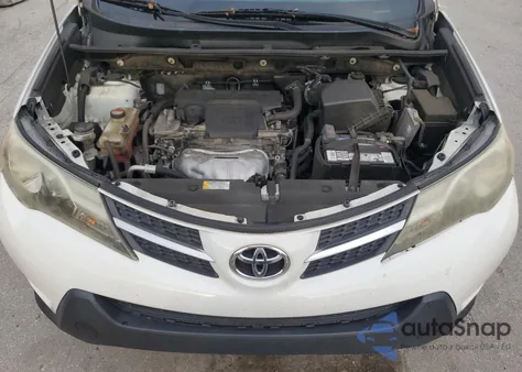 2015 Toyota Rav4 Xle z USA, uszkodzony, nr VIN JTMWFREV9FJ059987